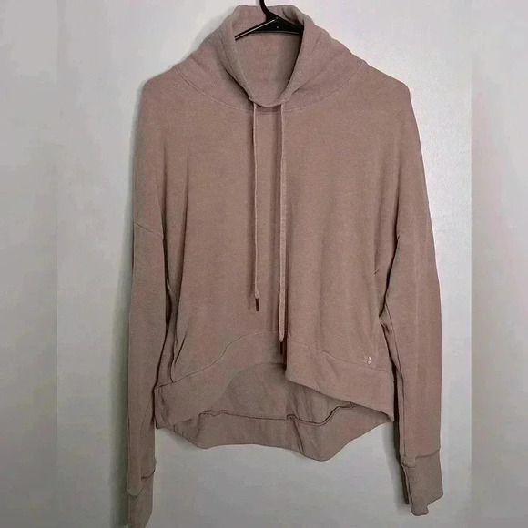 Sweaty Betty Made In Italy Turtleneck Sweater Size Medium - Picture 1 of 8